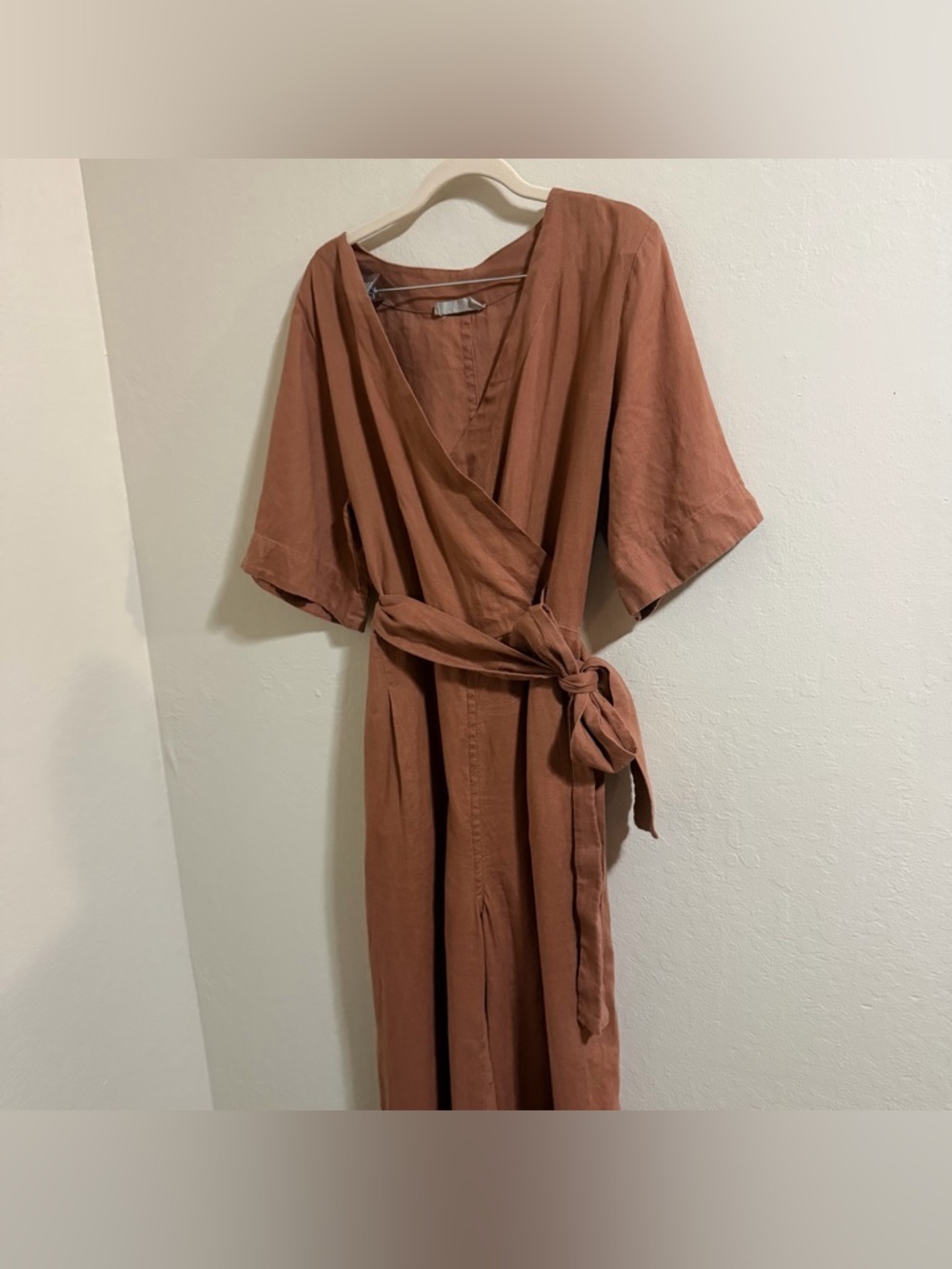 Everlane The Wrap Jumpsuit – Carob Brown 100% breathable linen boho silhouette 8 - Picture 6 of 13